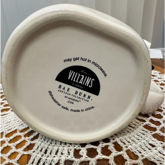 Ceramic “CRUELLA DE VIL” coffee mug - Picture 7 of 7